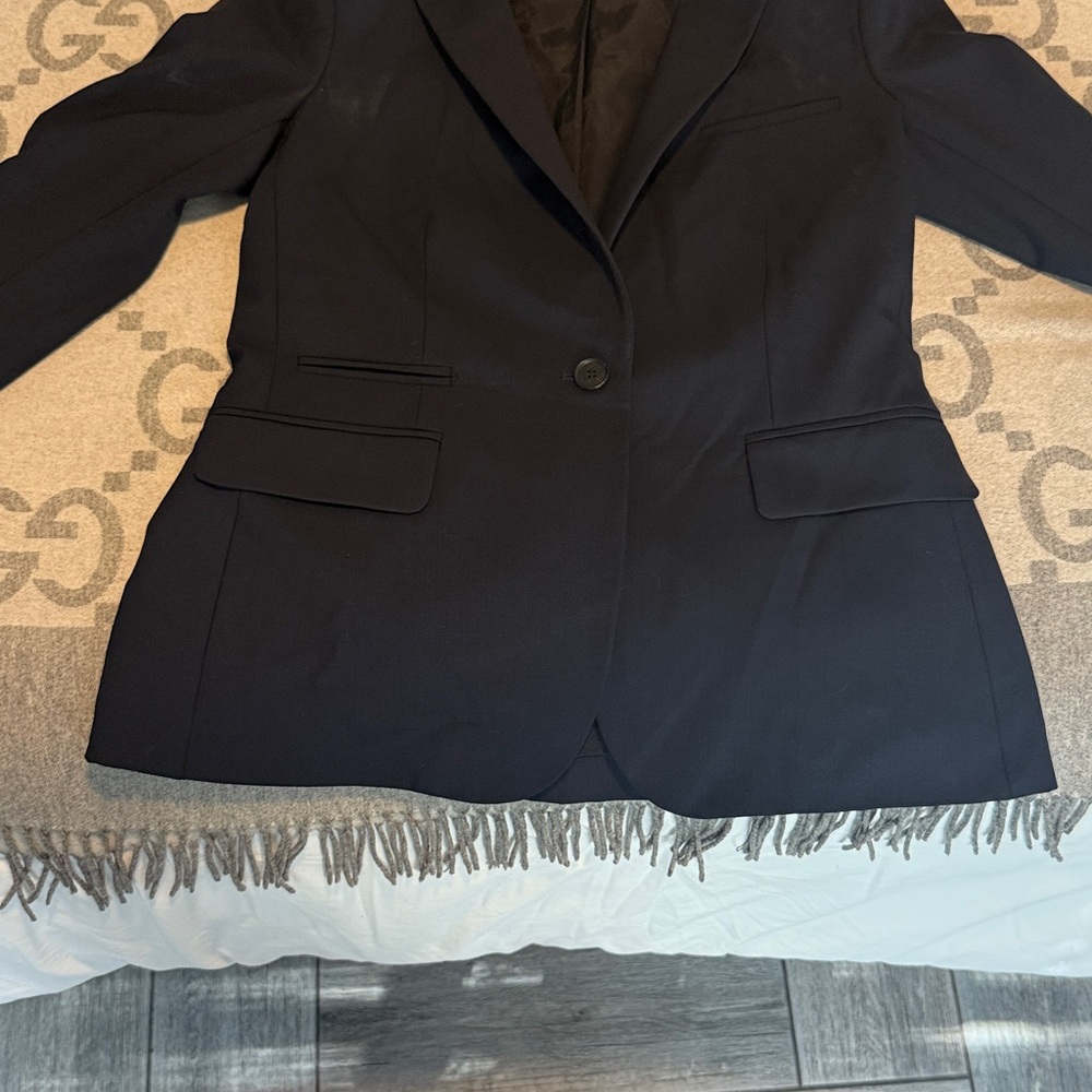 Veronica Beard navy Dickey jacket